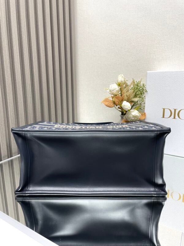 DIOR - Image 6