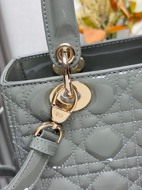 DIOR - Image 6