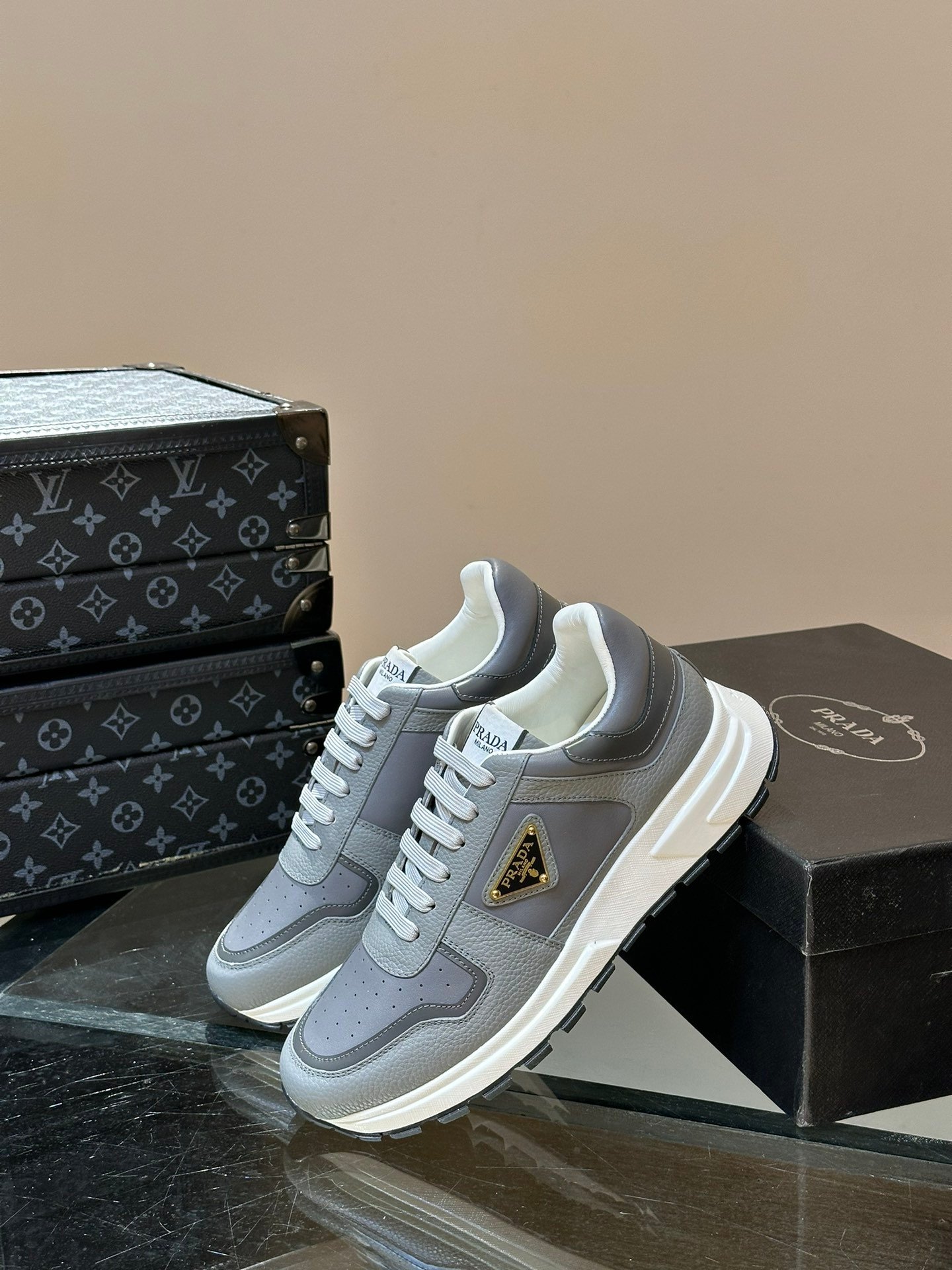 Prada Man - Image 6