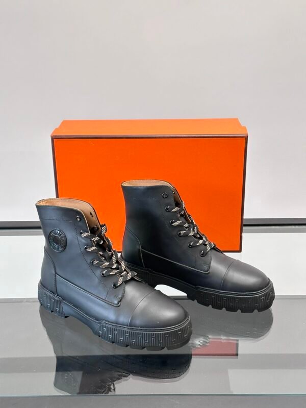 HERMES Man - Image 6