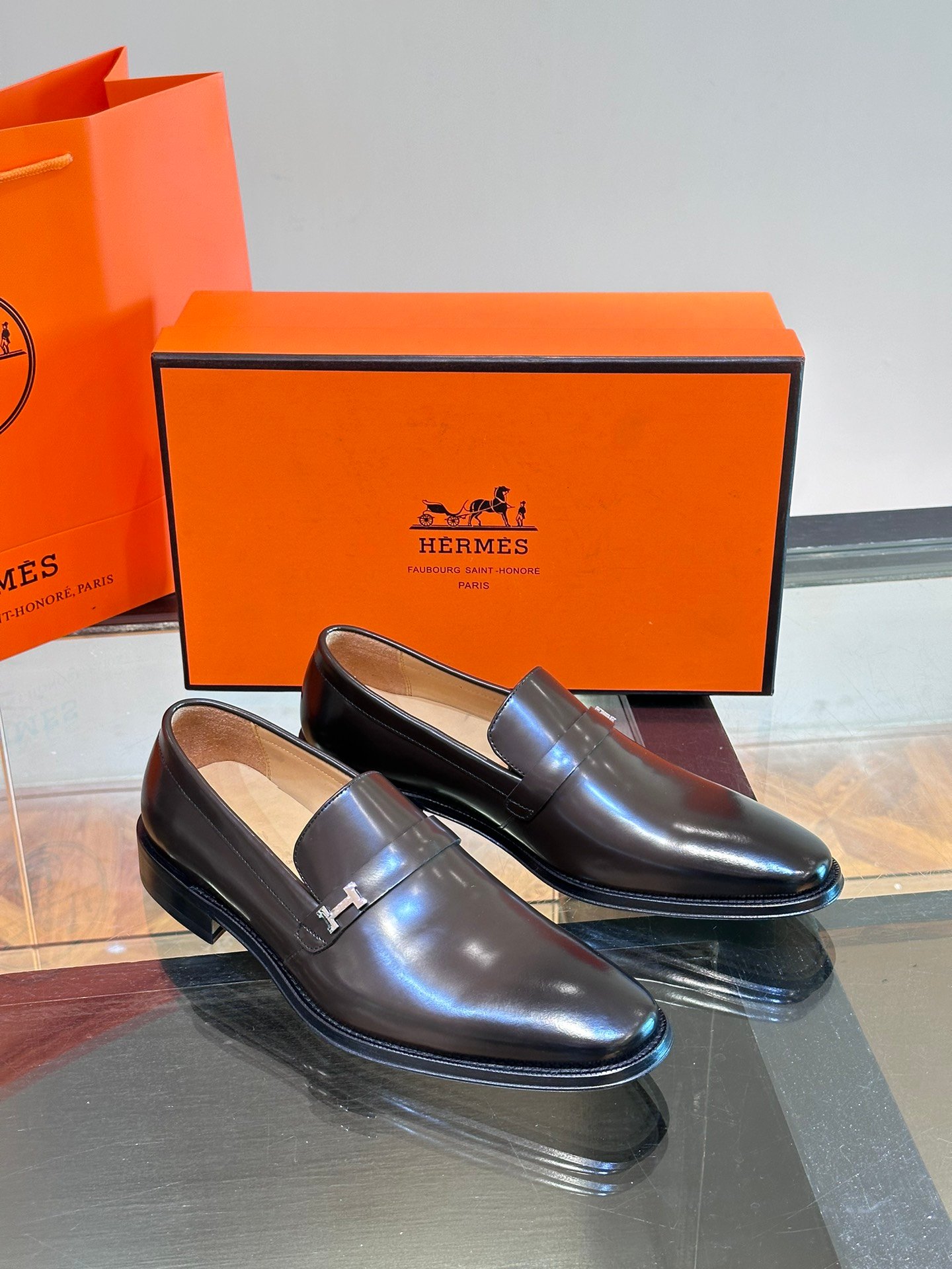 HERMES Man - Image 6