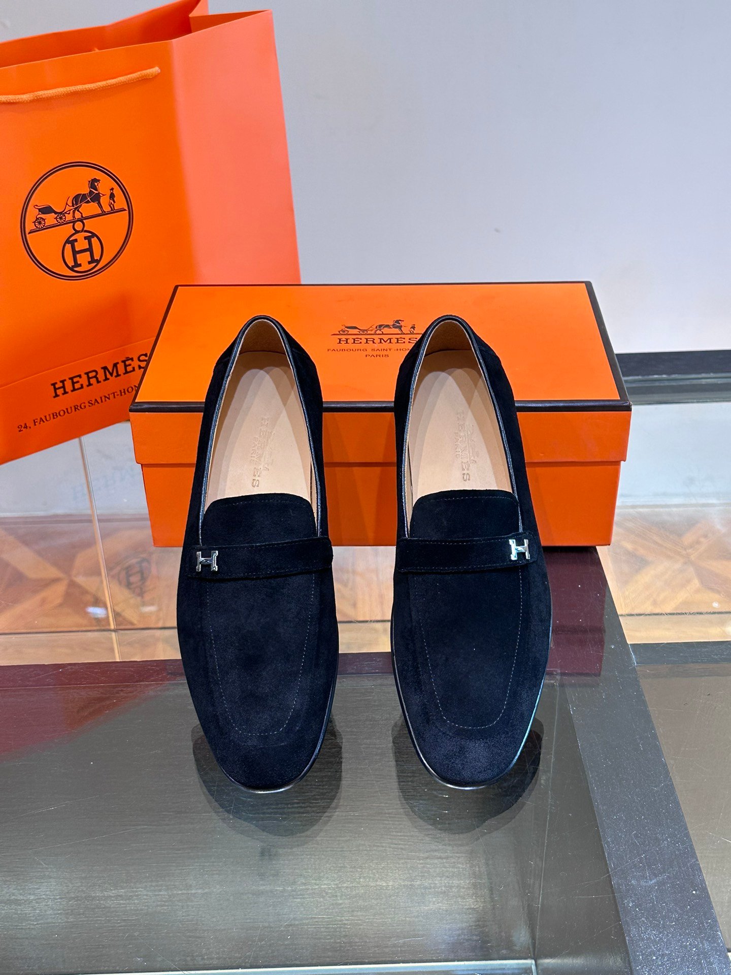 HERMES Man - Image 6