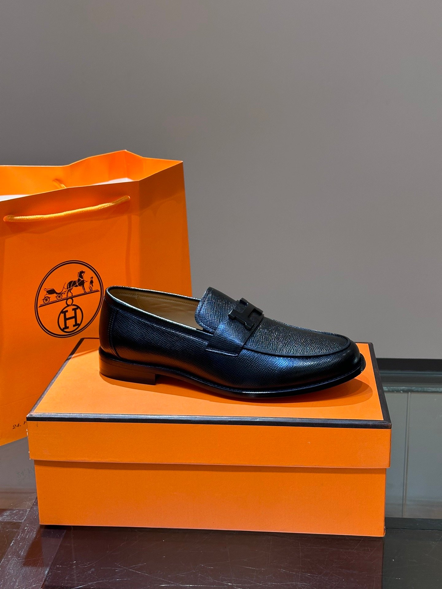 HERMES Man - Image 6