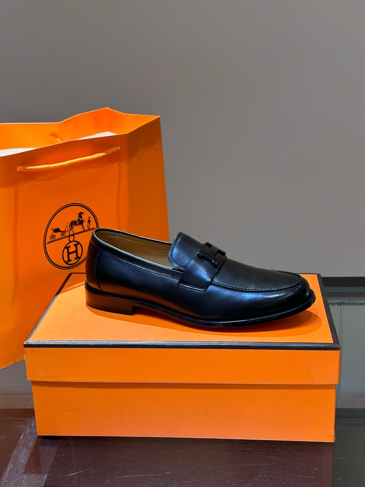 HERMES Man - Image 6