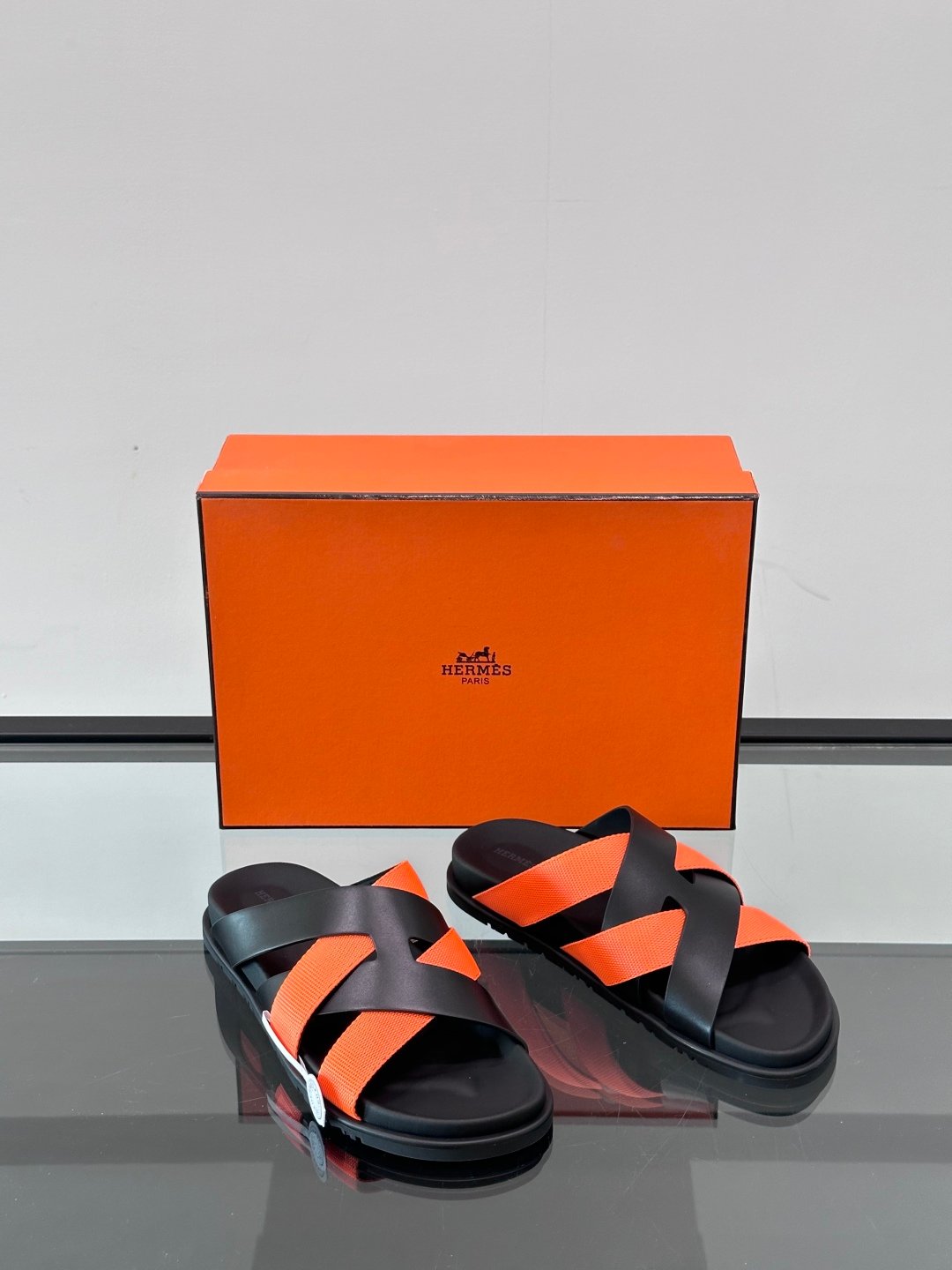 HERMES Man - Image 6