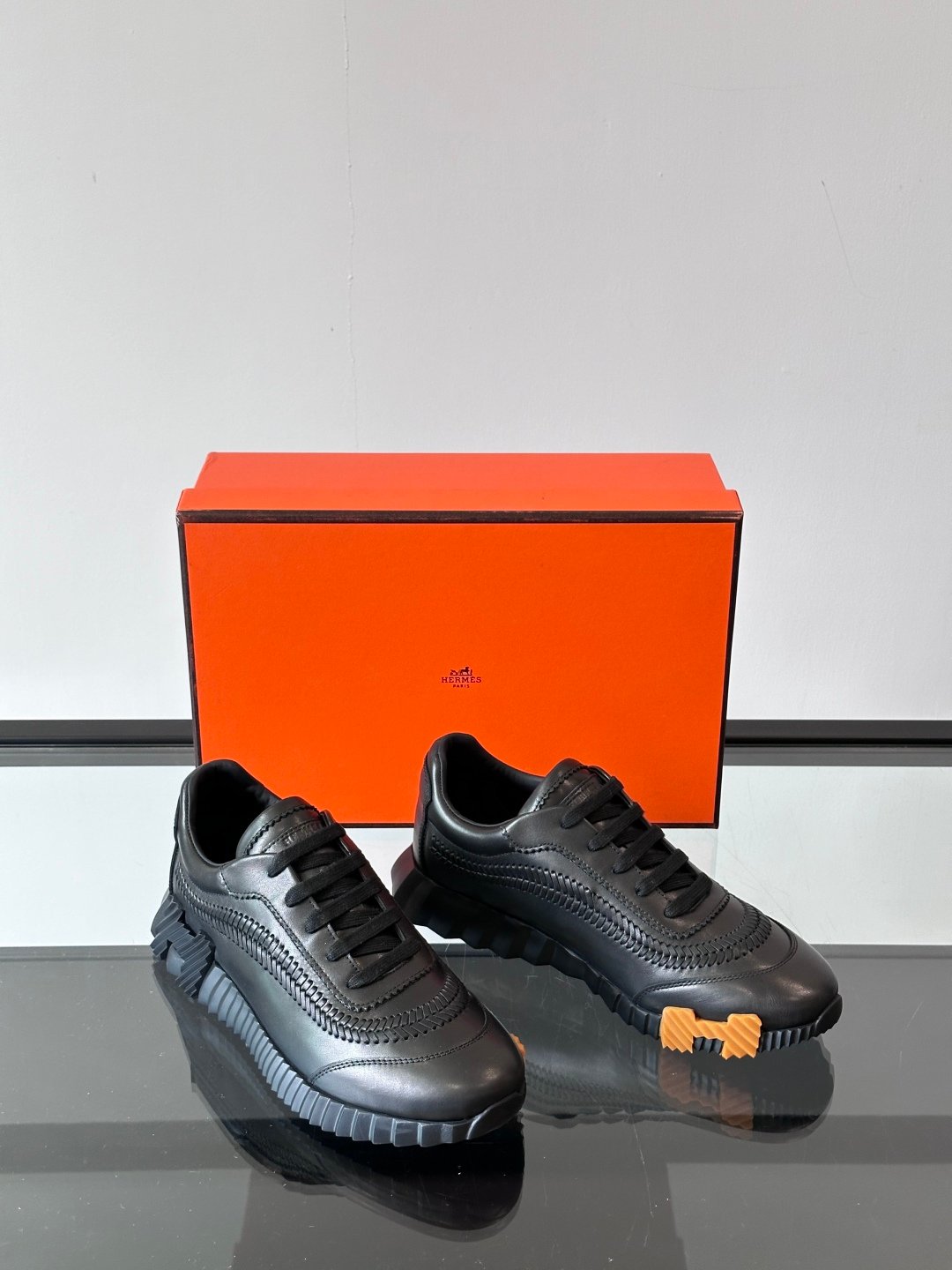 HERMES Man - Image 6