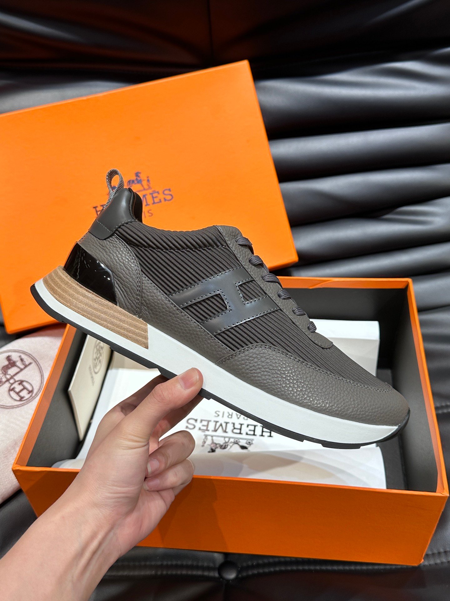 HERMES Man - Image 6