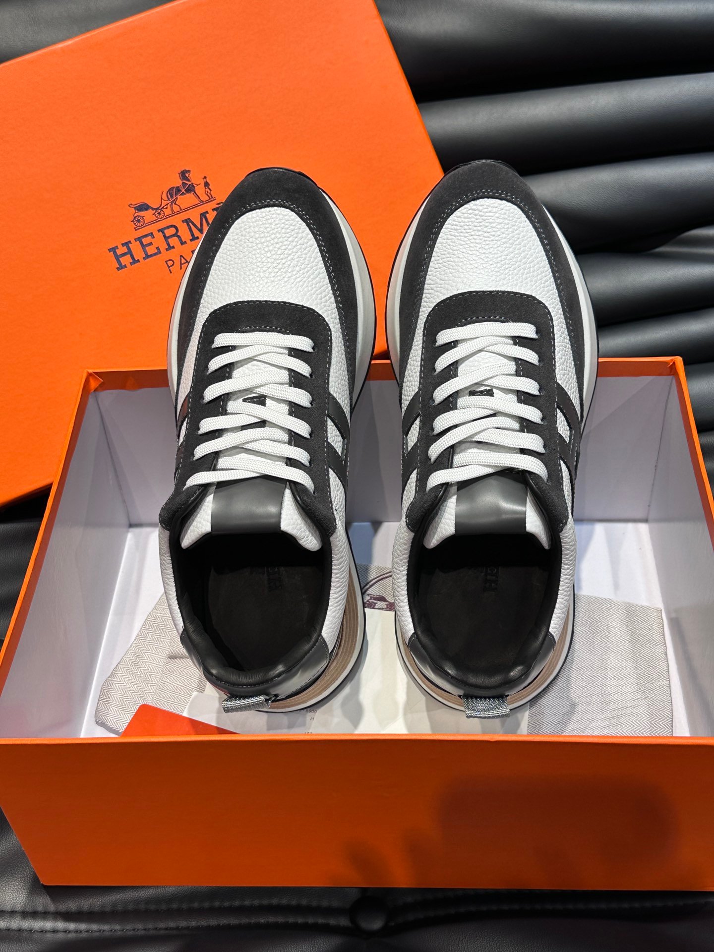 HERMES Man - Image 6