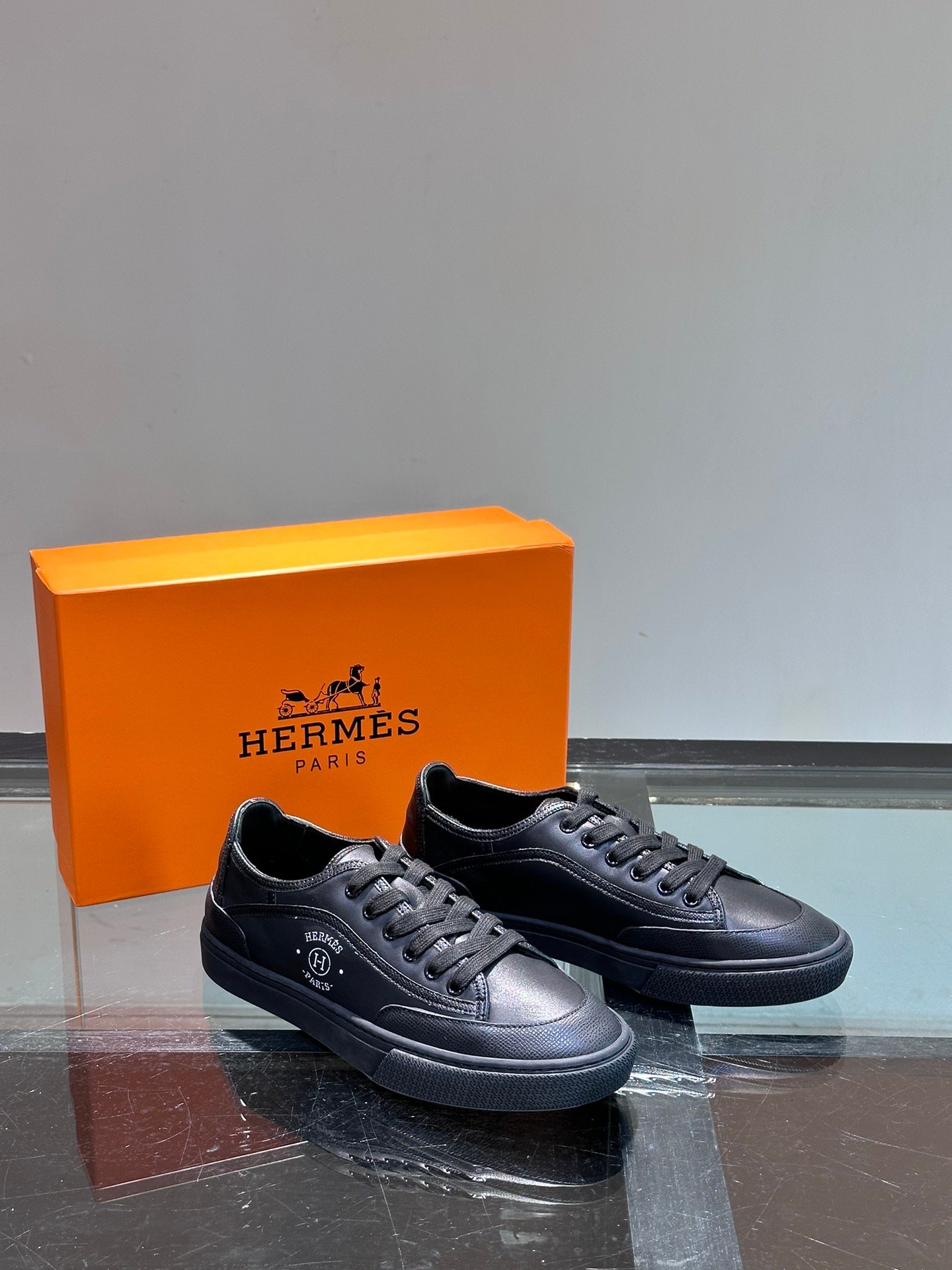 HERMES Man - Image 6