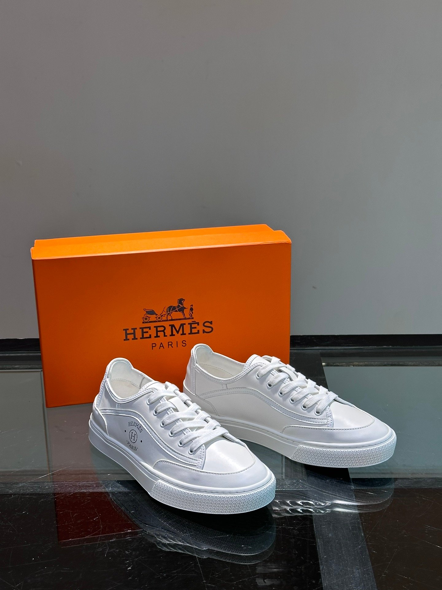 HERMES Man - Image 6