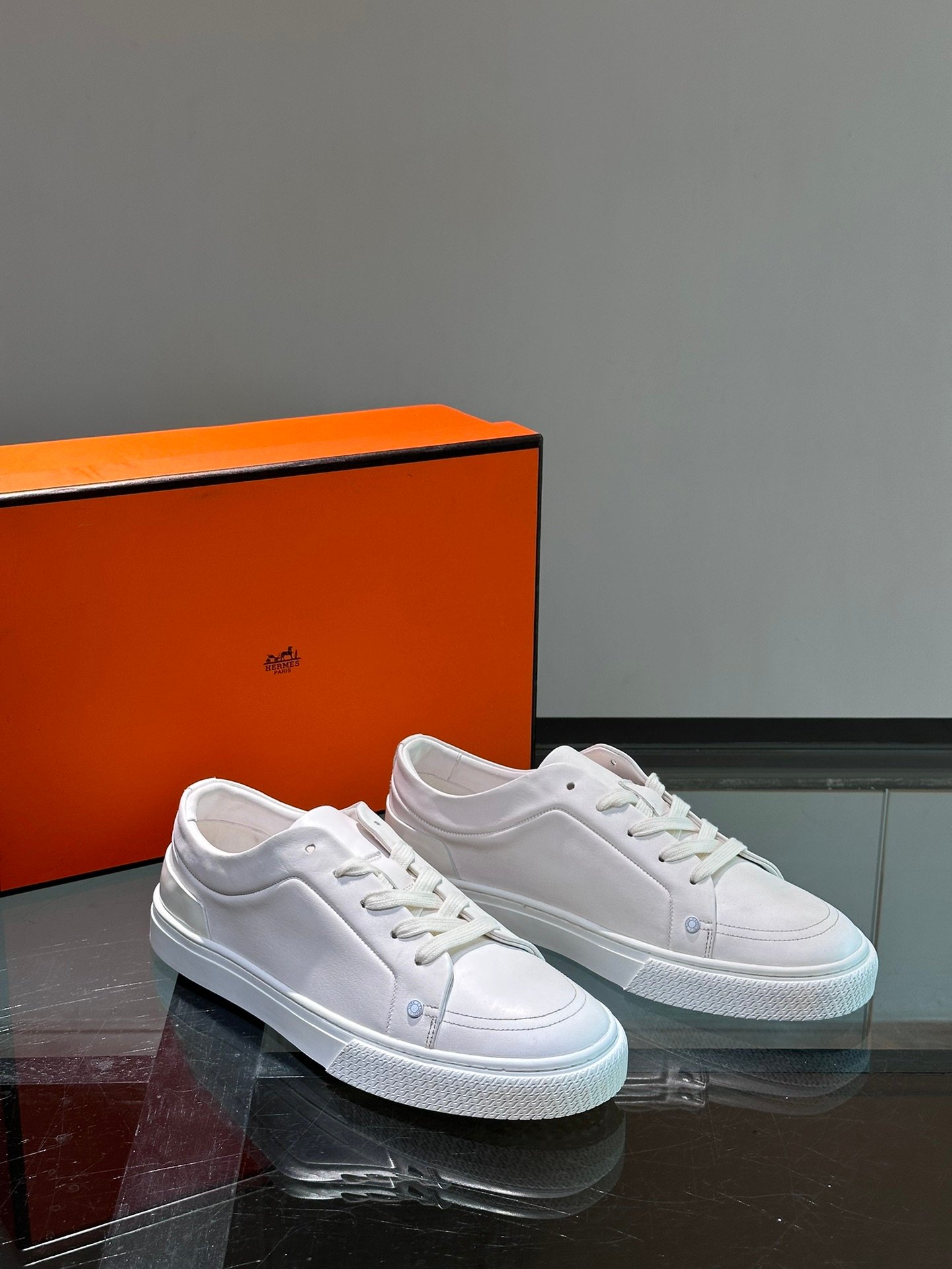 HERMES Man - Image 6