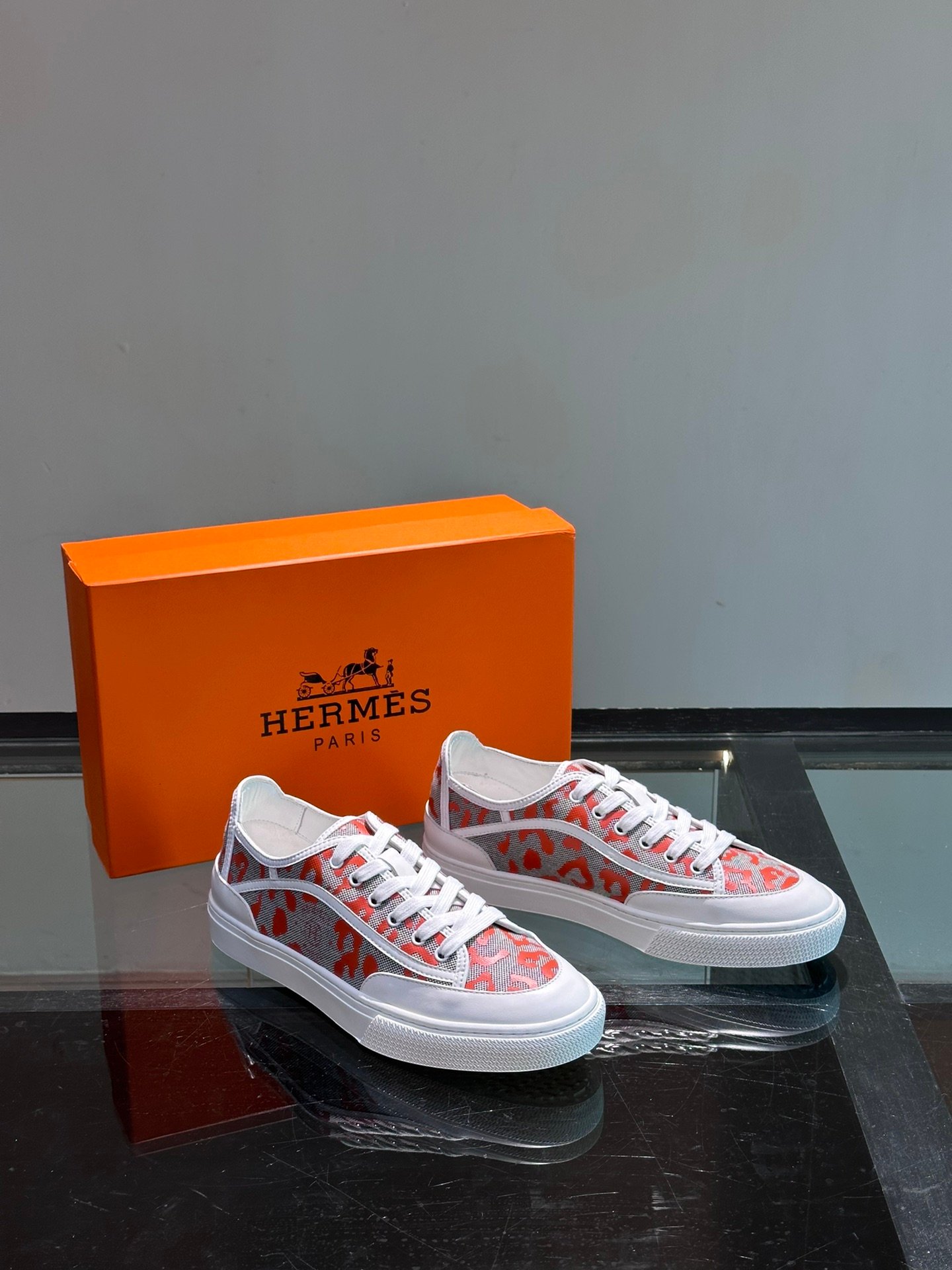 HERMES Man - Image 6