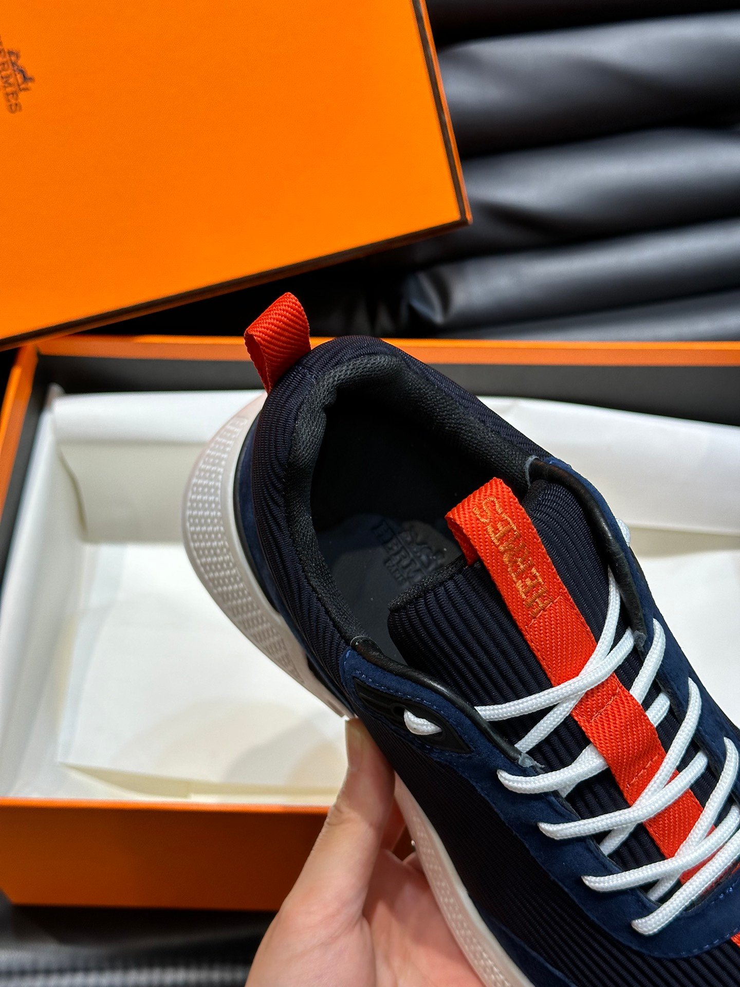 HERMES Man - Image 6