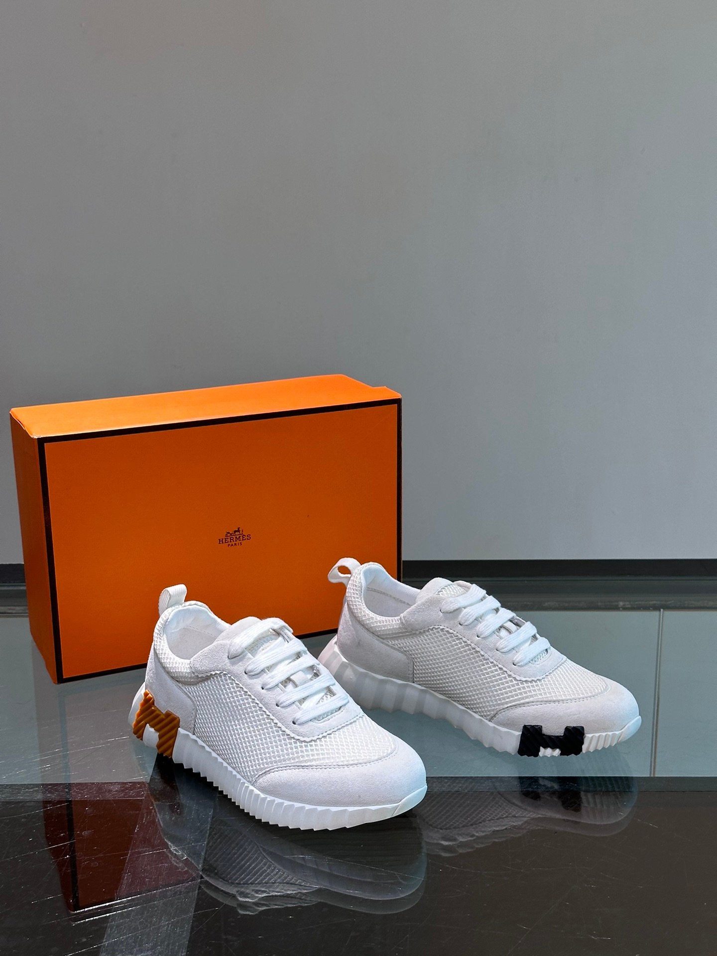 HERMES Man - Image 6