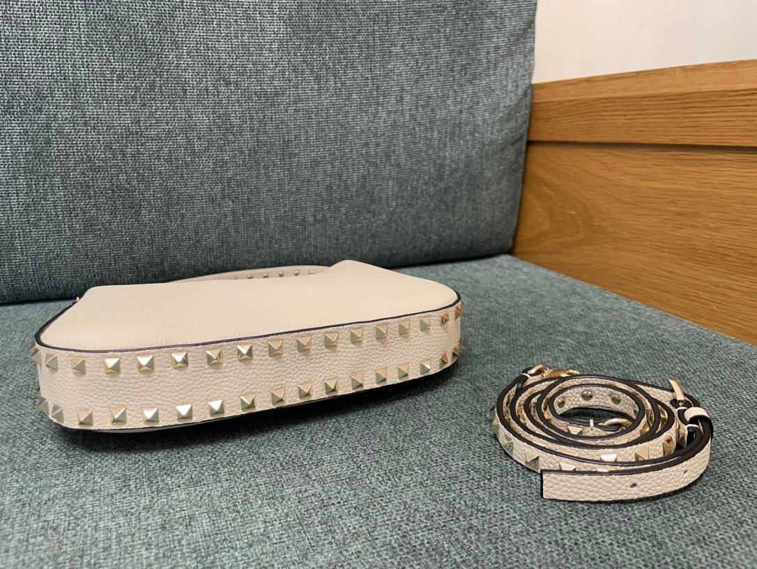 Valentino Bag - Image 4