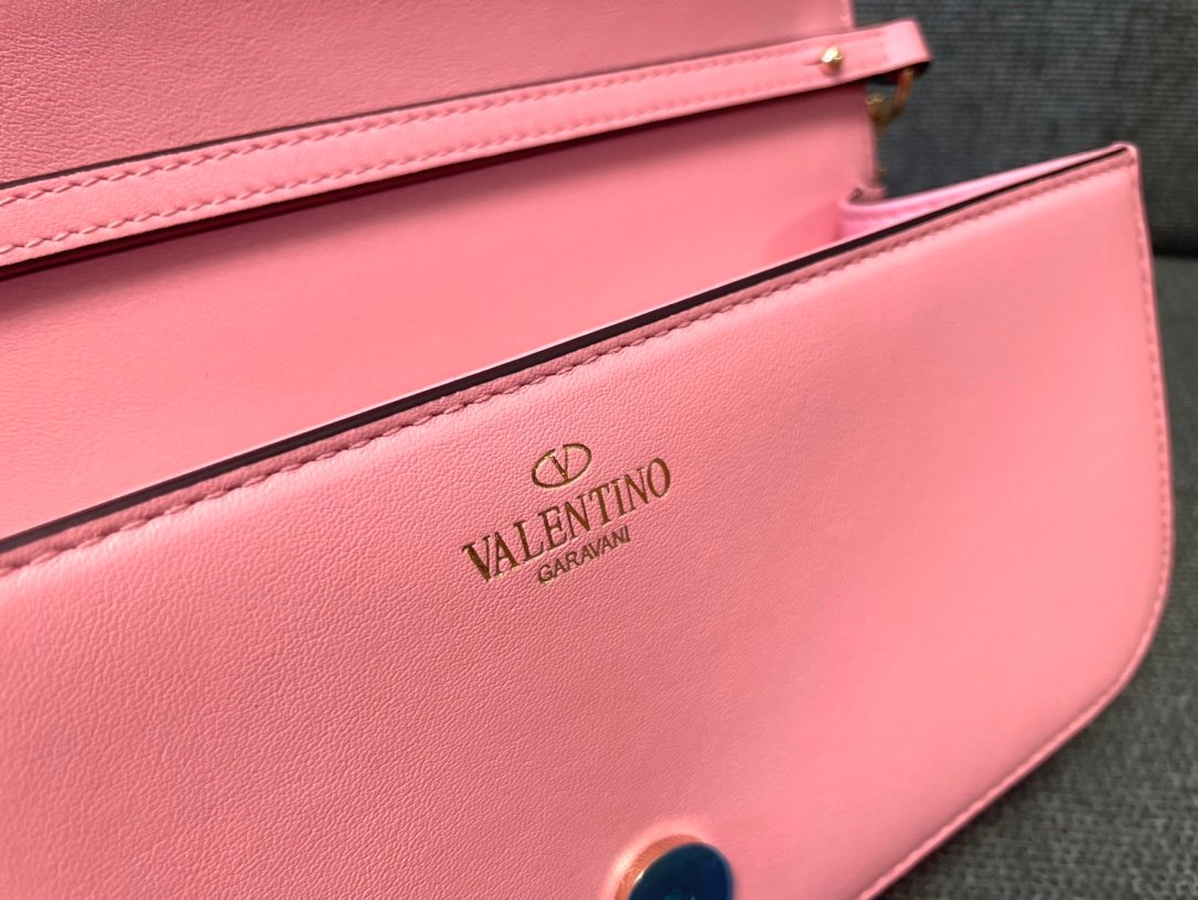 Valentino Bag - Image 4