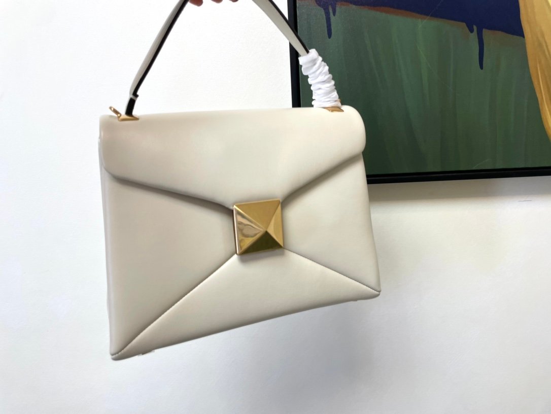 Valentino Bag - Image 4