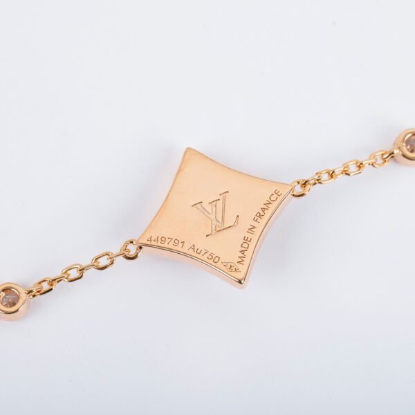 LV - Image 6
