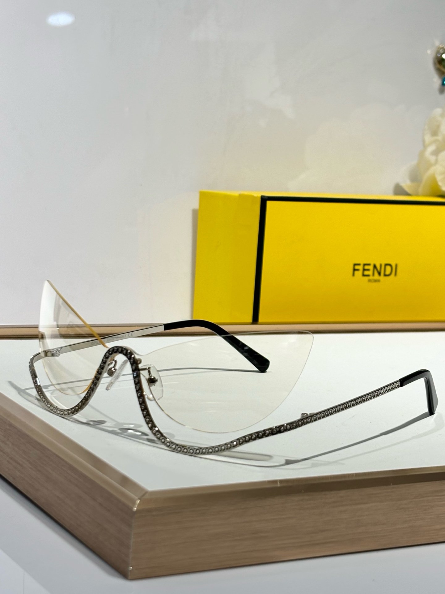 FENDI - Image 7
