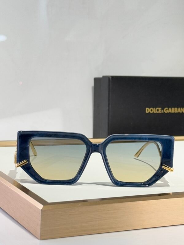 D&G - Image 7