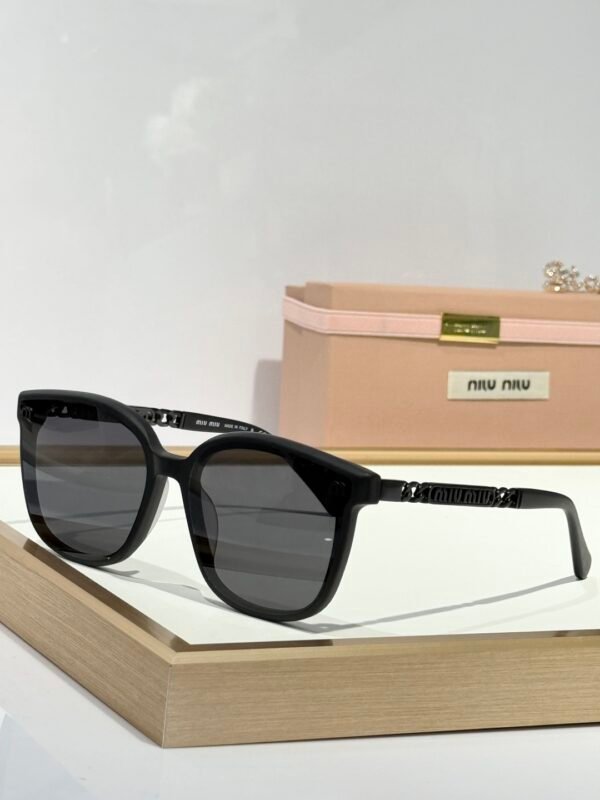 MIU MIU - Image 7