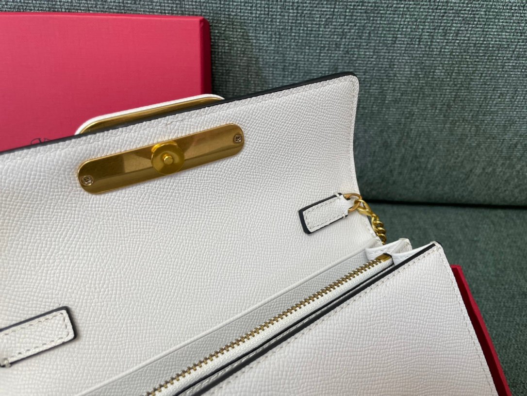 Valentino Bag - Image 3