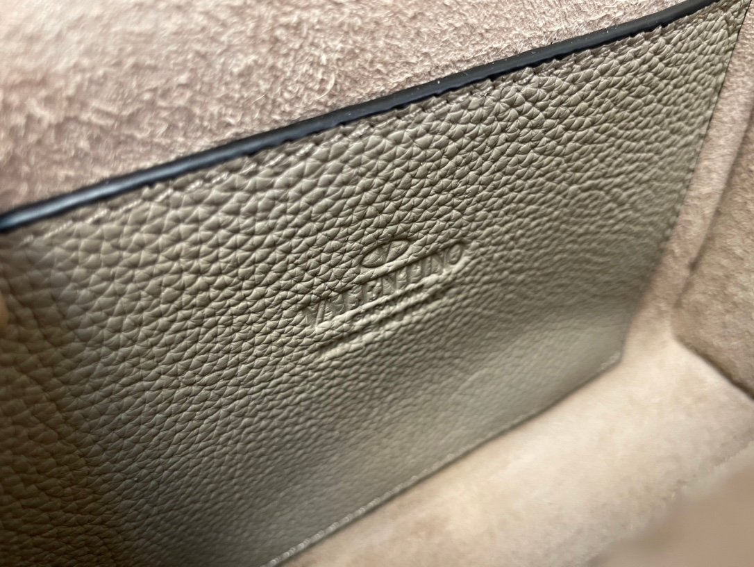 Valentino Bag - Image 3