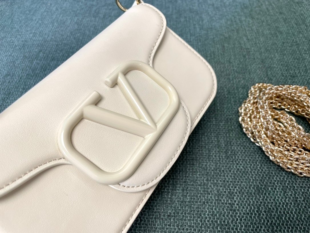 Valentino Bag - Image 7