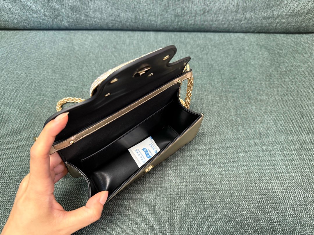 Valentino Bag - Image 7
