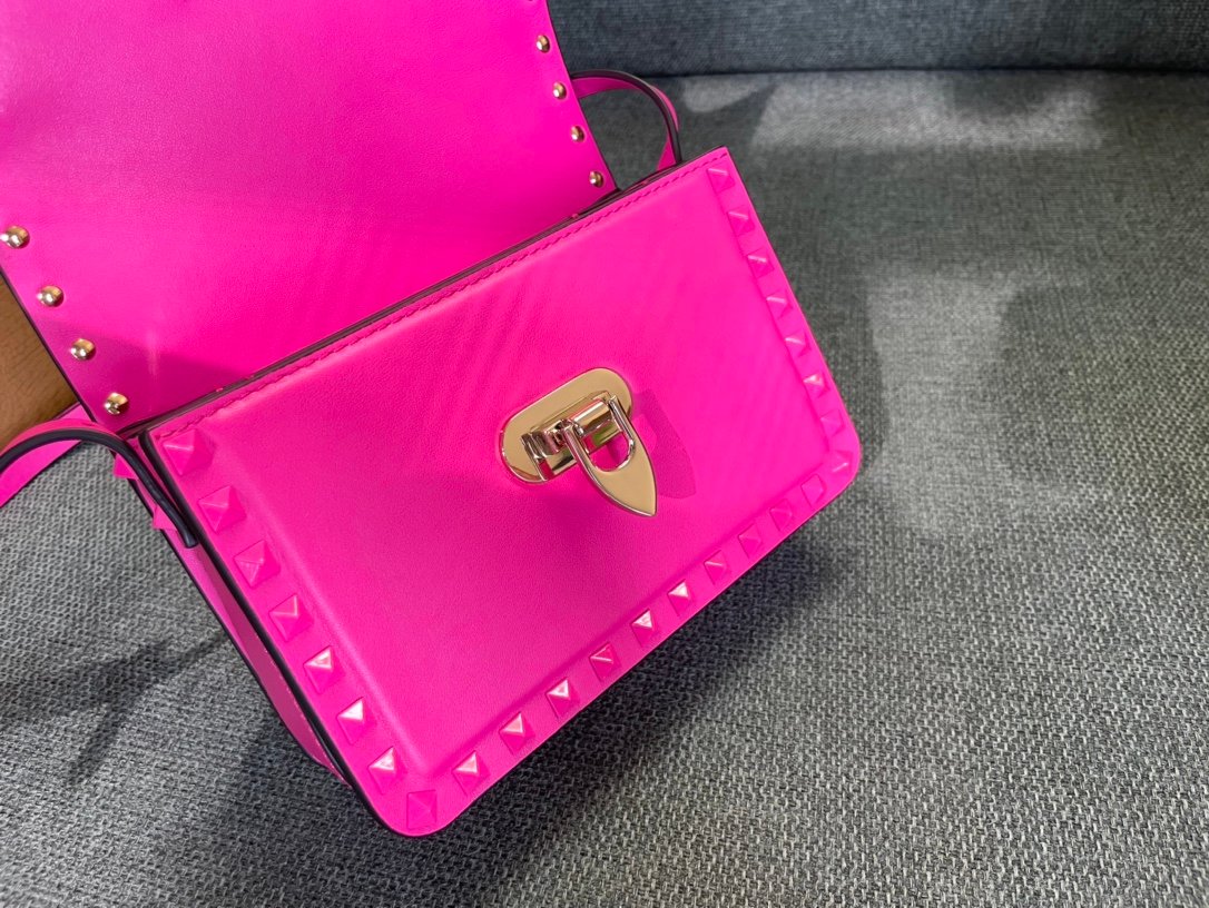 Valentino Bag - Image 3