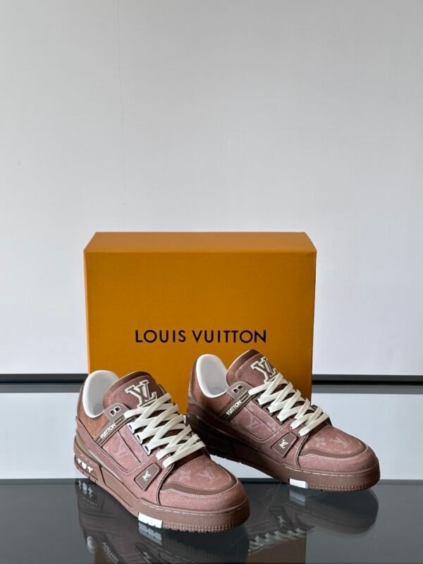 LV MAN - Image 5
