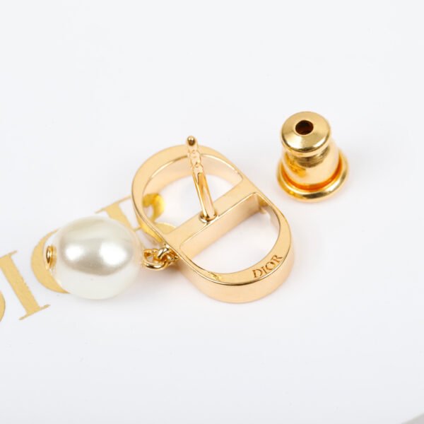 Dior - Image 7