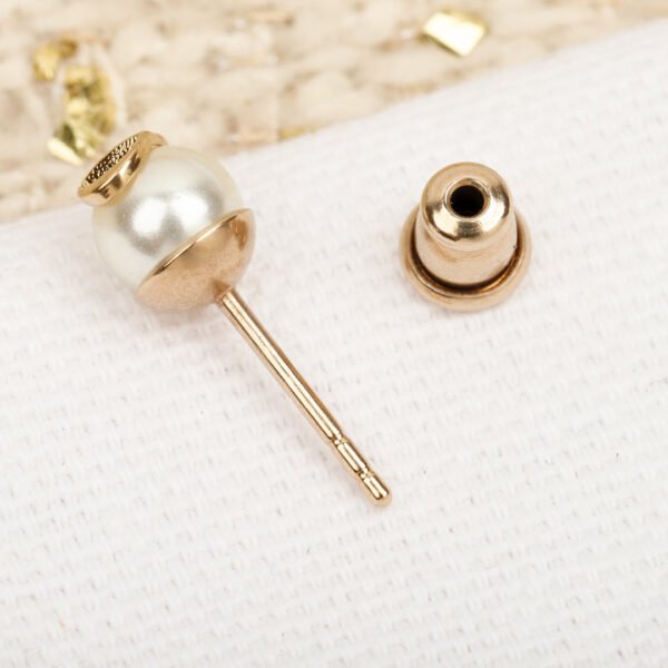 Dior - Image 7