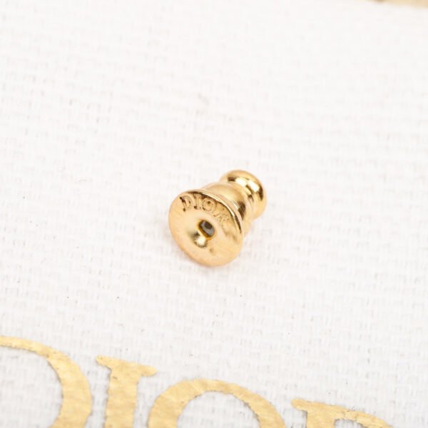 Dior - Image 7
