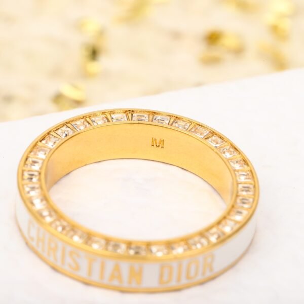 Dior - Image 7