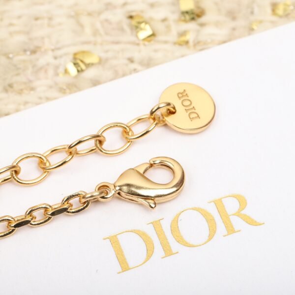 Dior - Image 7