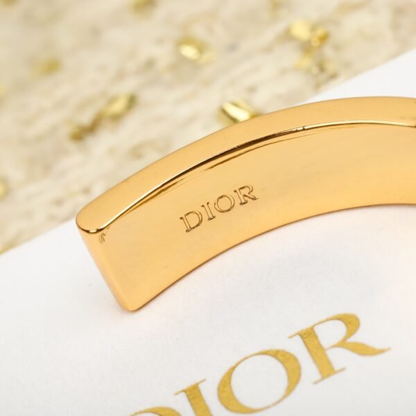 Dior - Image 6