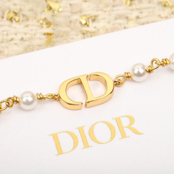 Dior - Image 7