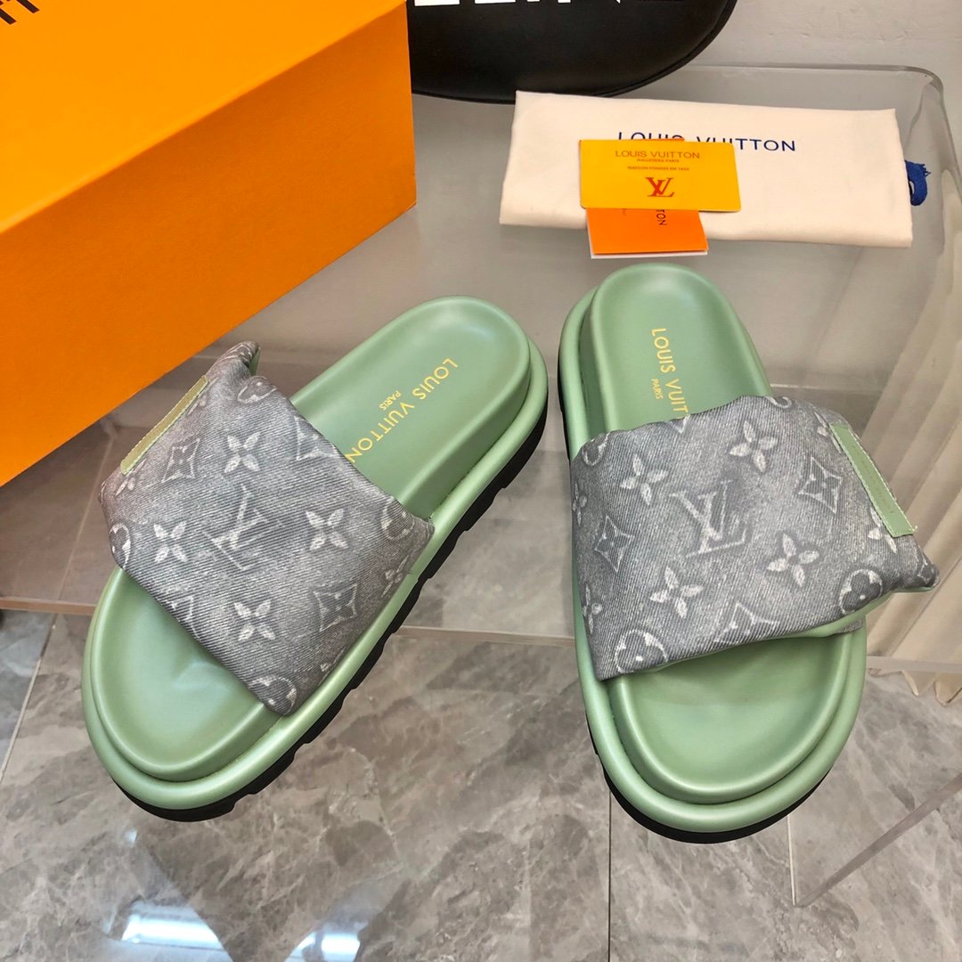 LV women - Image 2
