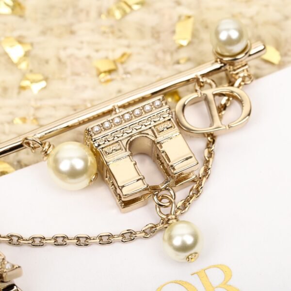 Dior - Image 7
