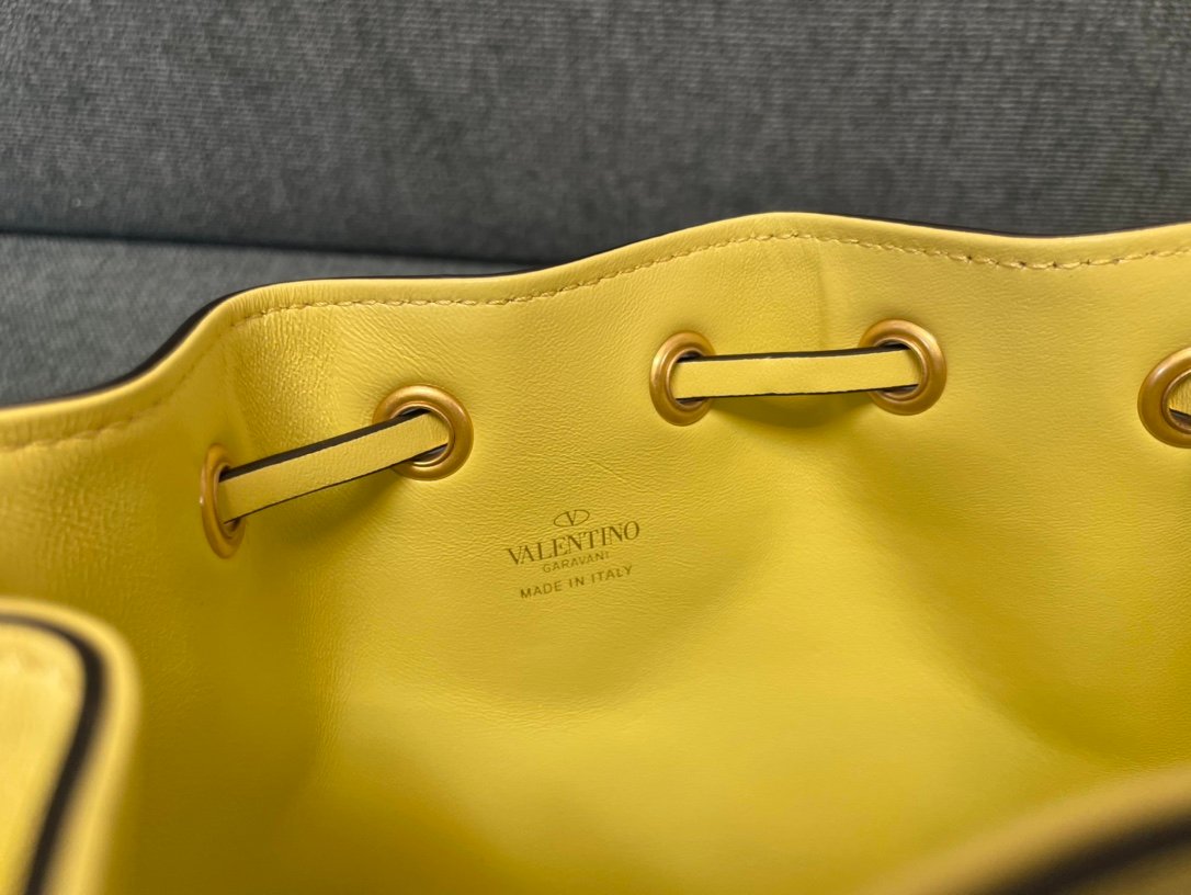 Valentino Bag - Image 7