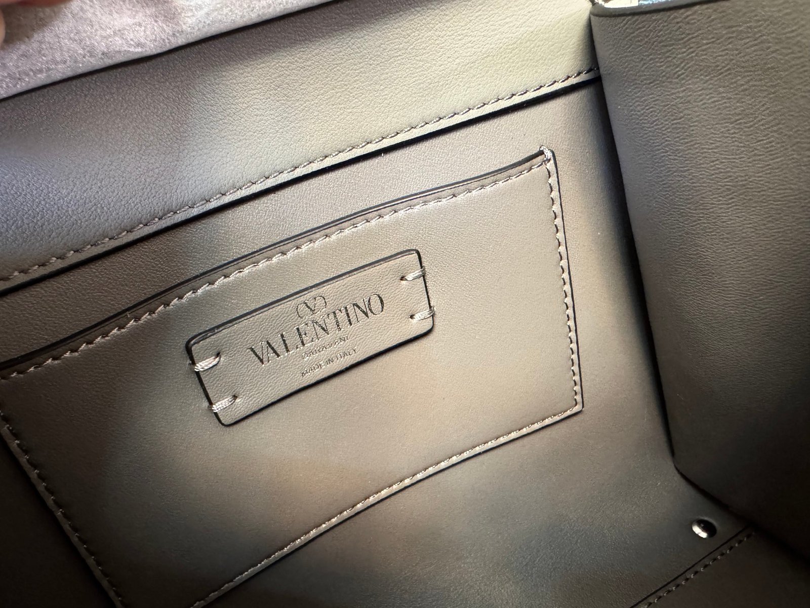 Valentino Bag - Image 7