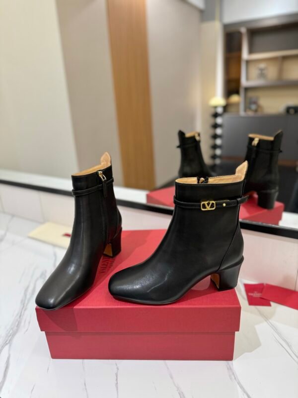 Valentino women - Image 2