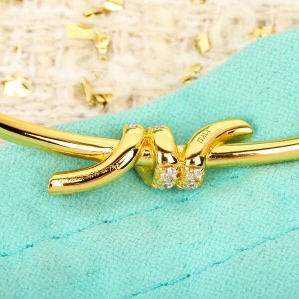 TIFFANY - Image 6