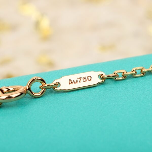 TIFFANY - Image 7