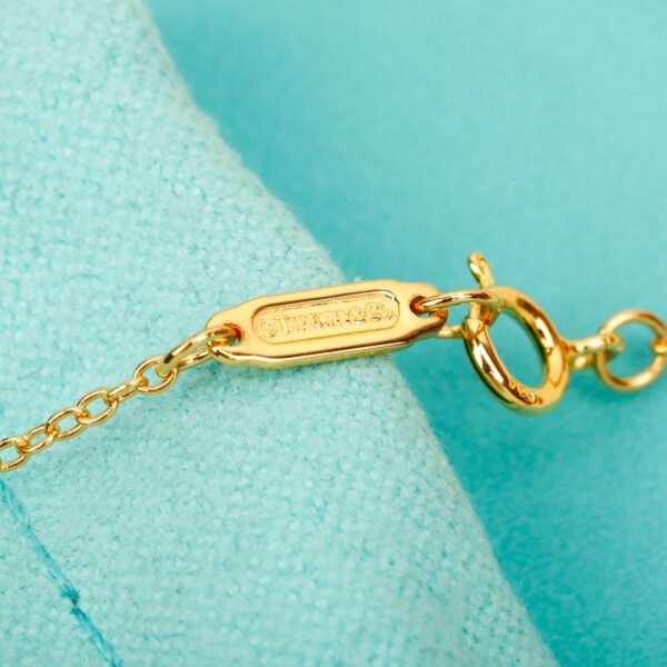TIFFANY - Image 7