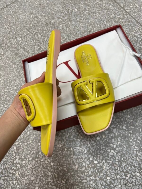 Valentino women - Image 2