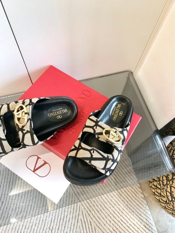 Valentino women - Image 2