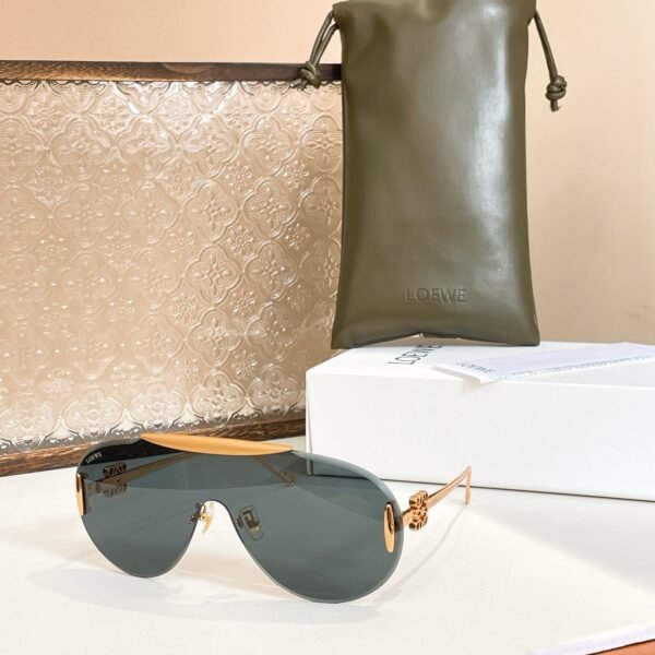 Loewe - Image 7