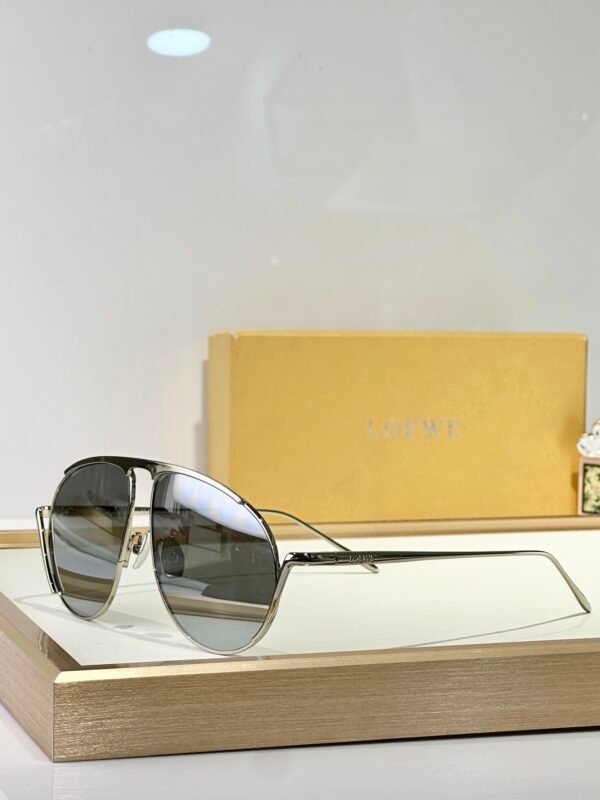 Loewe - Image 7